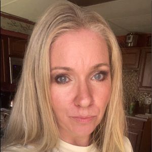 Meet your Posher, Malissa